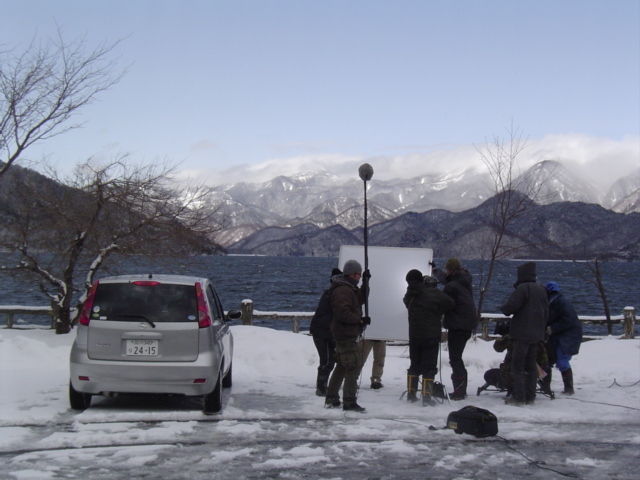 日光・中禅寺湖畔でのロケは雪景色の中で行われました。