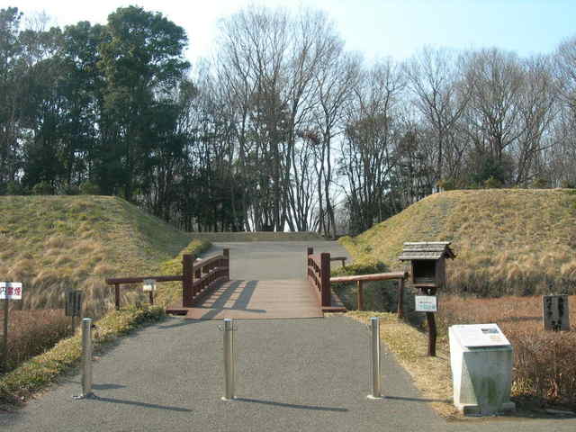 城址公園の入口