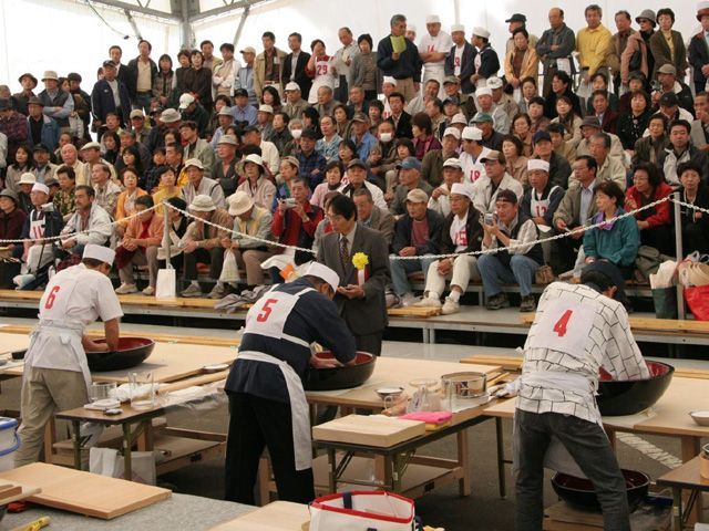 そば打ち大会会場