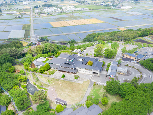 道の駅たかねざわ 元気あっぷむらを上空から撮影した写真