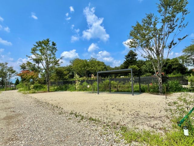 キャンプサイト