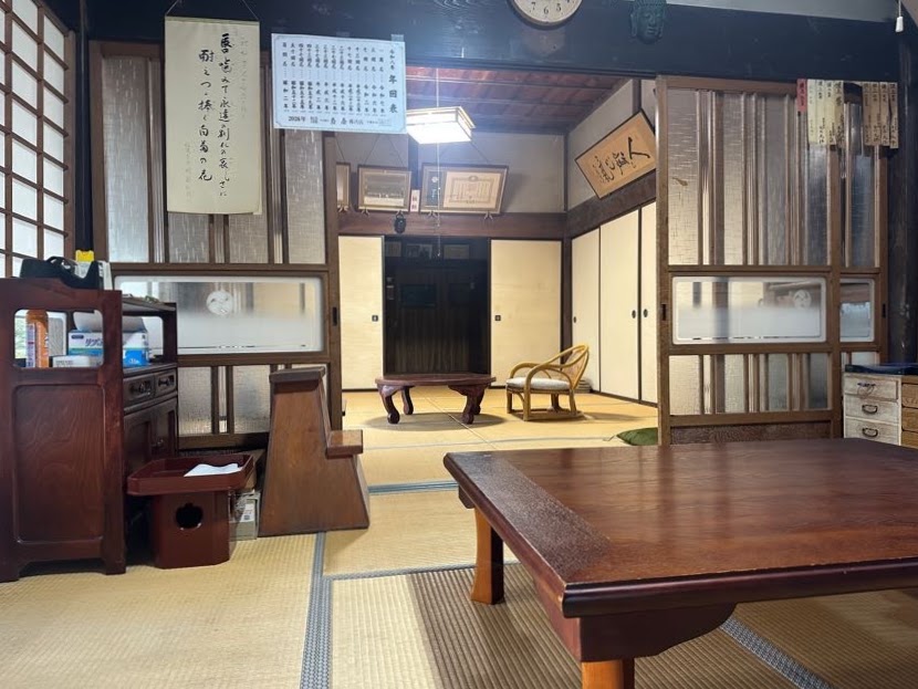 すり硝子の扉など当時の仕様のままです